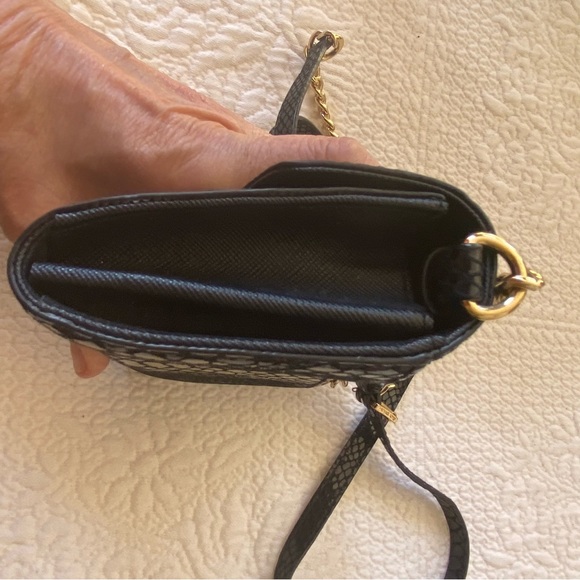 Michael Kors black wallet faux snake on chain and crossbody strap. Like new - Picture 3 of 11
